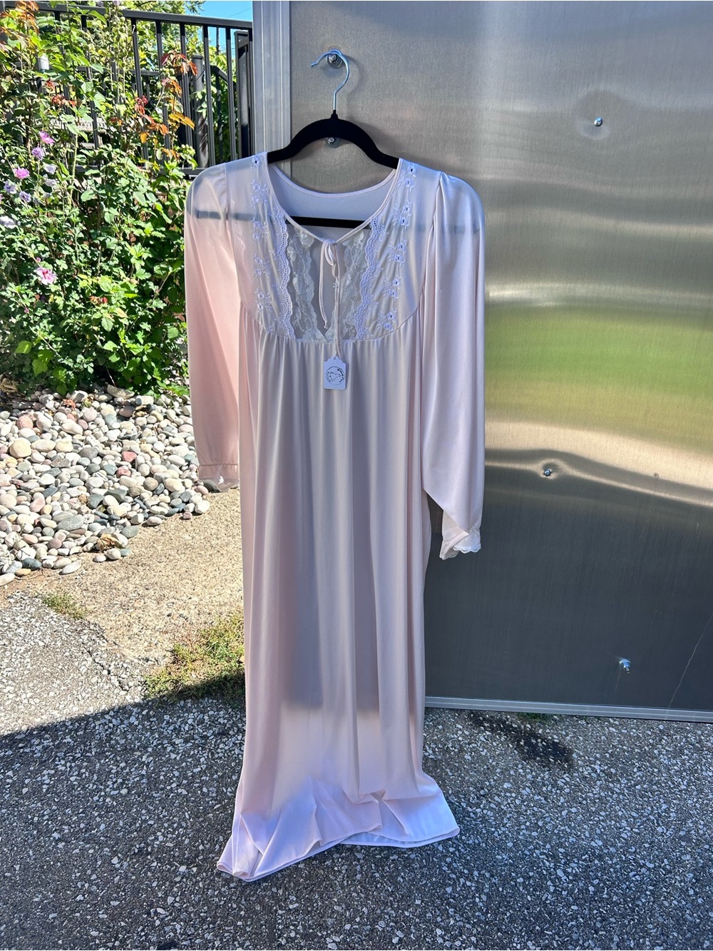 70s pale pink nightgown